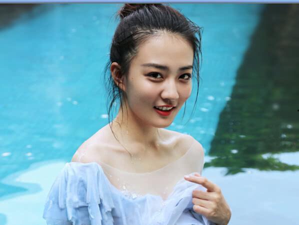 娱乐圈爆料君徐璐是谁,揭秘神秘网红背后的故事